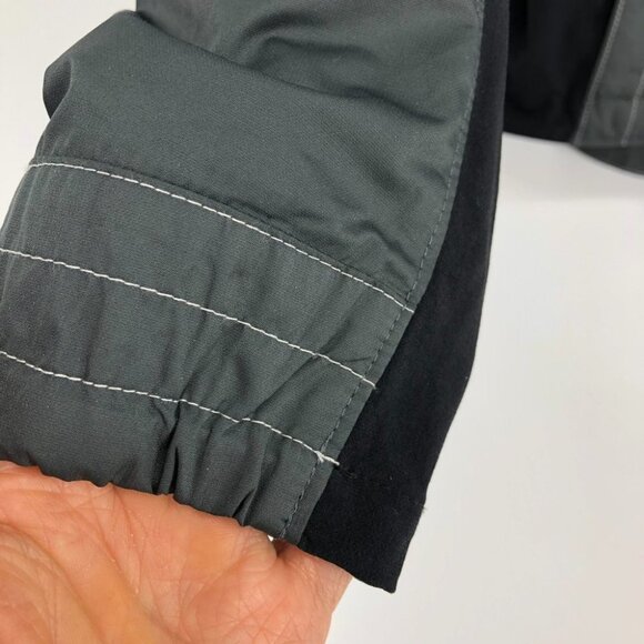 Mountain Hardwear Grey Light Windbreaker Outer Shell Nylon Zipup Jacket size  S - Picture 9 of 15